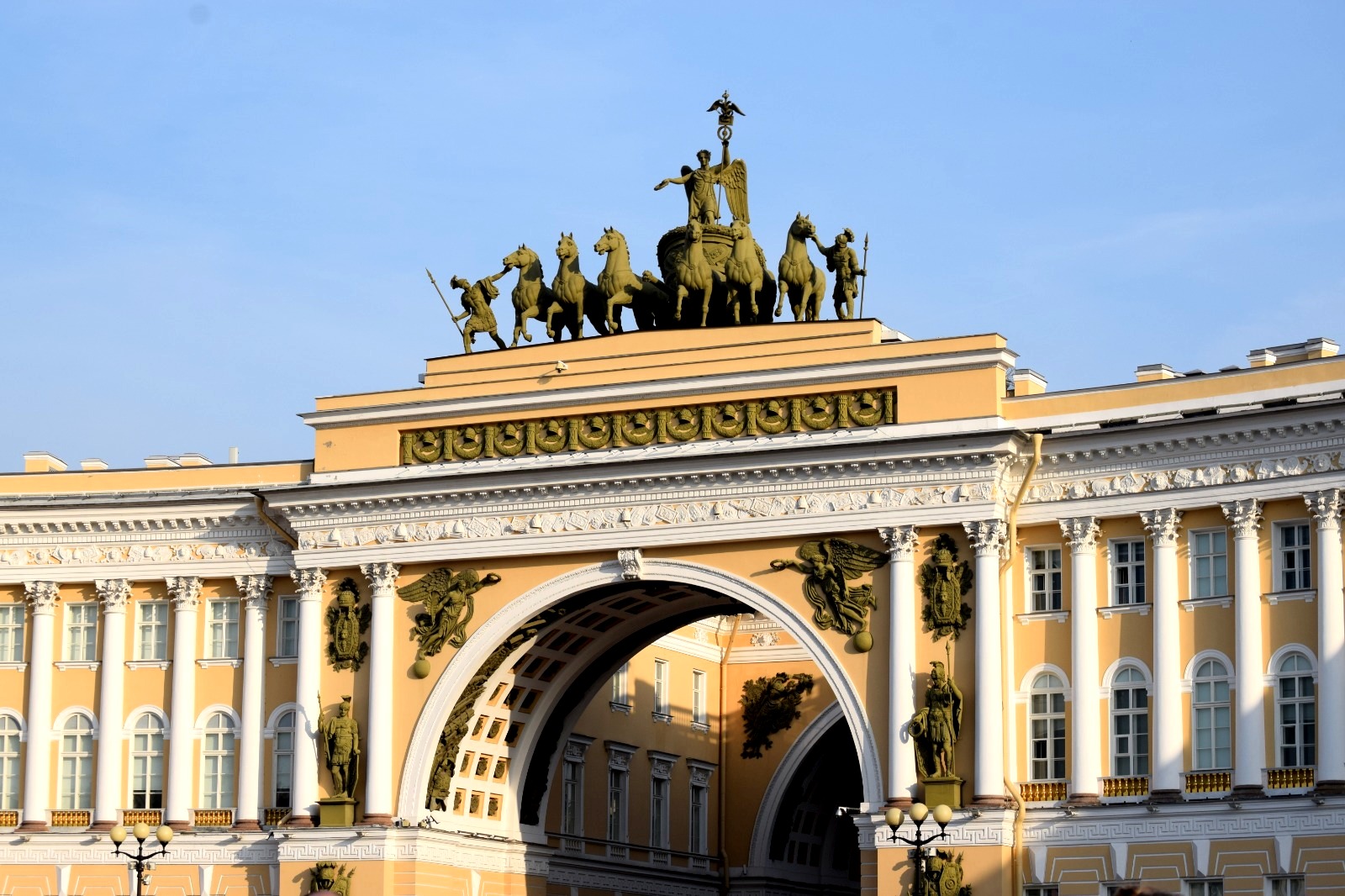 Автобусные туры в Санкт-Петербург на 2026 год